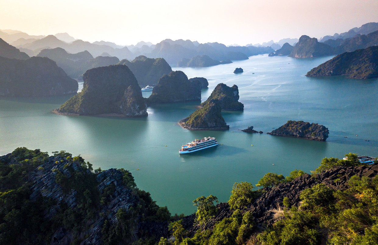   
          Hải Phòng bắn pháo hoa khai hội biển Đồ Sơn 2023