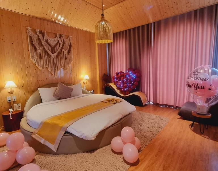   
          Phòng Sinh Nhật Siêu Lãng Mạn Tại Miami Hotel